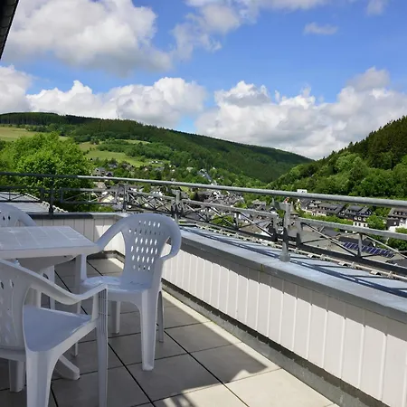In The Centre Of With View * Willingen (Upland)